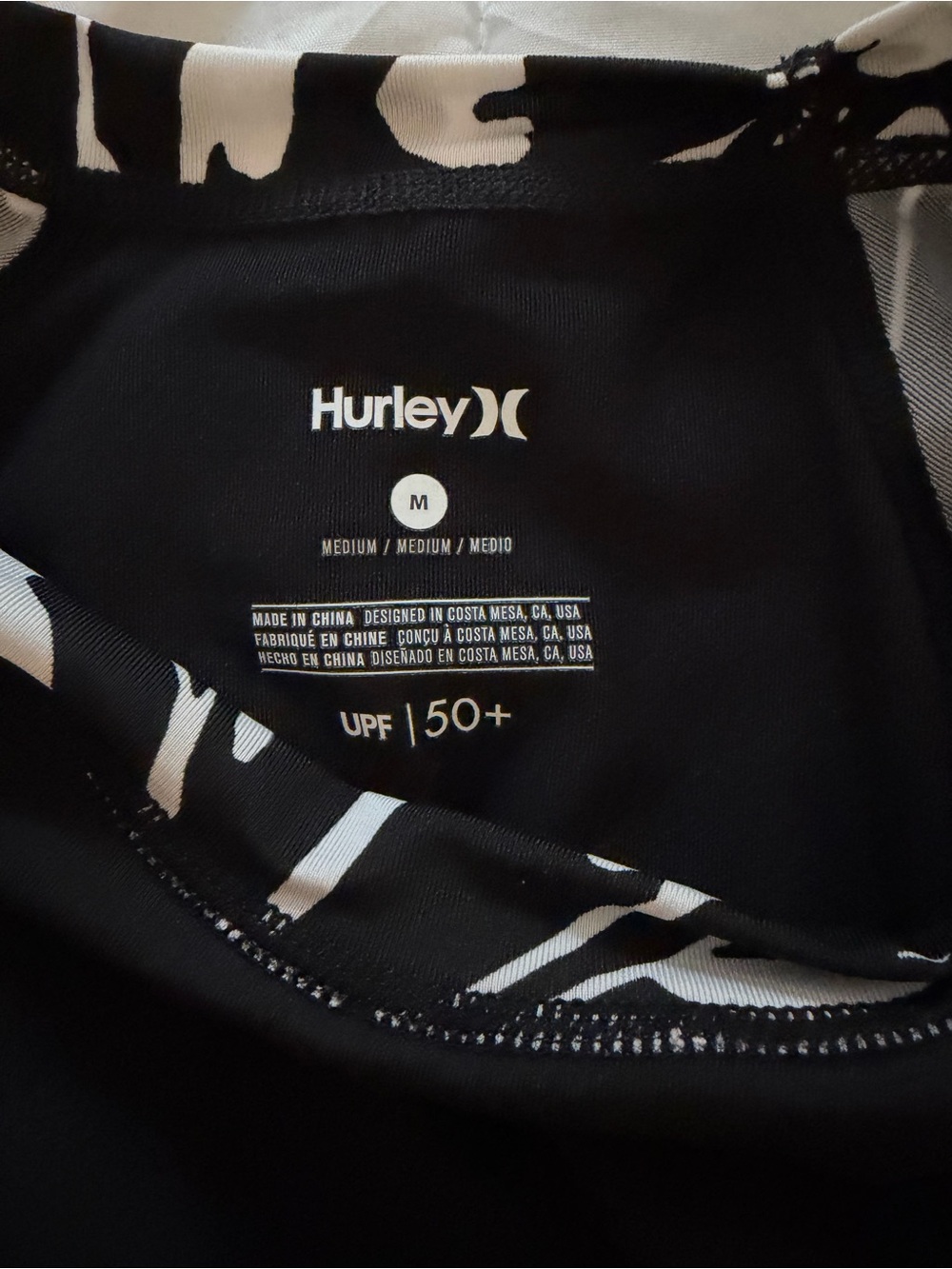 Hurley UPF 50+ Black & White Floral Long Sleeve Rash Guard M - Picture 4 of 5